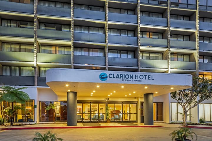 Clarion Hotel Anaheim Resort