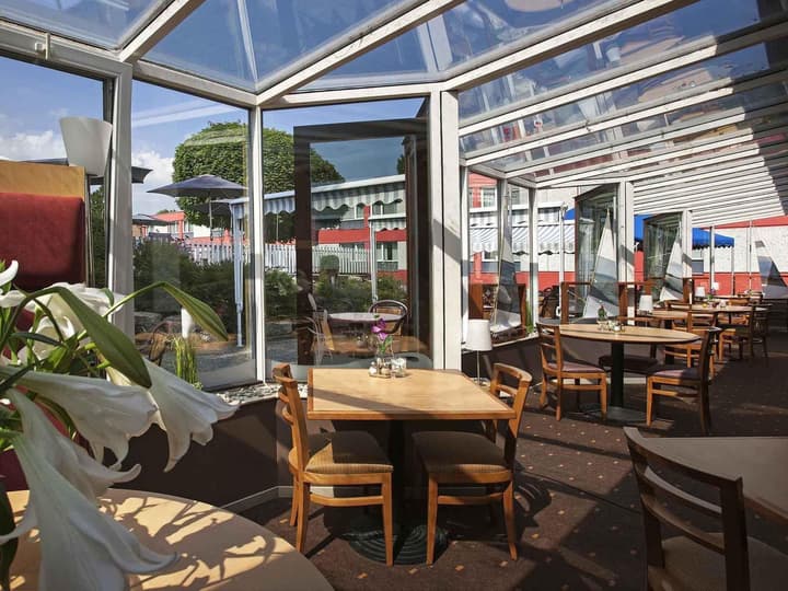 Ibis 3 Lacs Neuchatel Hotel