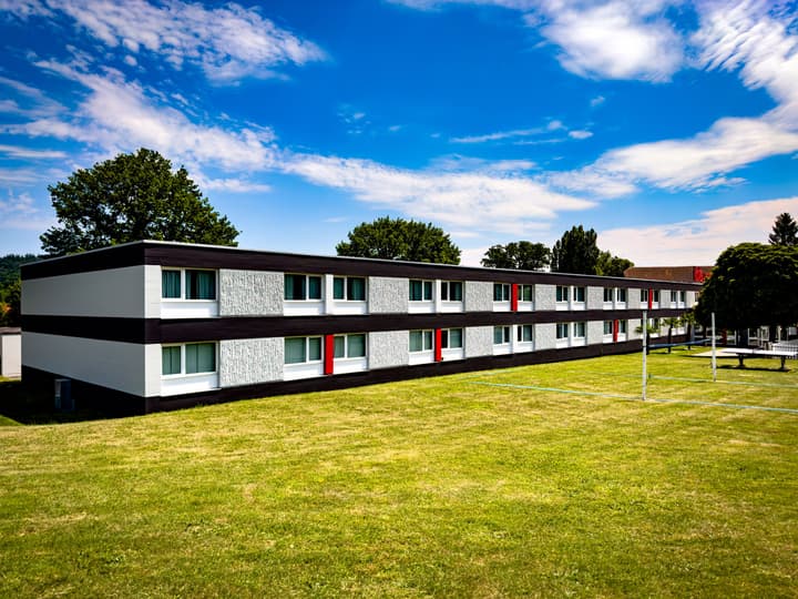 Ibis 3 Lacs Neuchatel Hotel