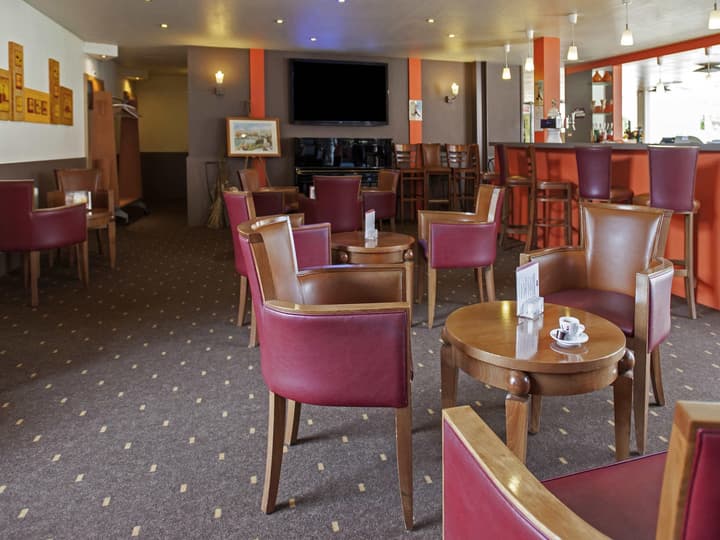 Ibis 3 Lacs Neuchatel Hotel