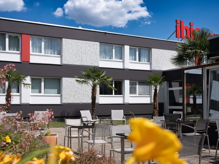 Ibis 3 Lacs Neuchatel Hotel