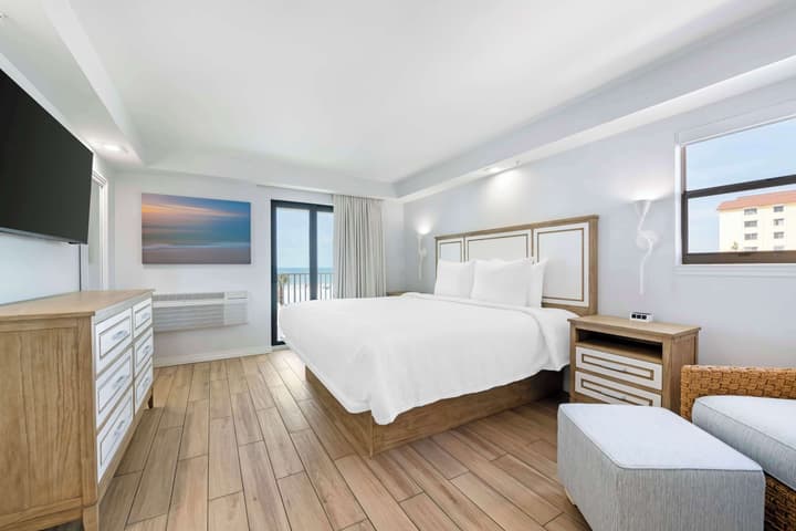 Best Western Plus Beach Resort