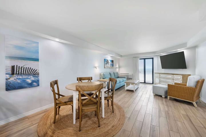 Best Western Plus Beach Resort