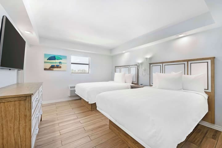 Best Western Plus Beach Resort