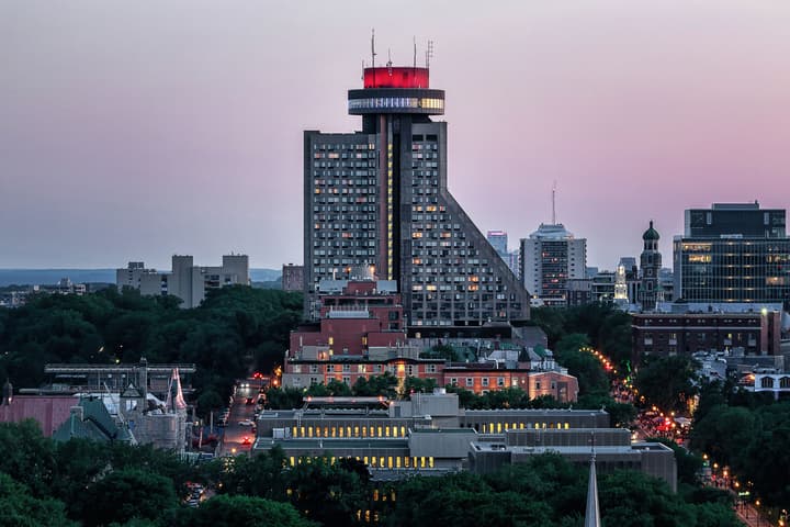 Hôtel Le Concorde Québec