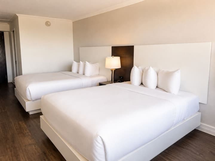 Hôtel Le Concorde Québec