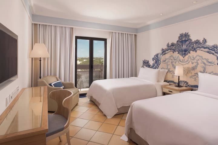 Pine Cliffs Hotel, a Luxury Collection Resort, Algarve