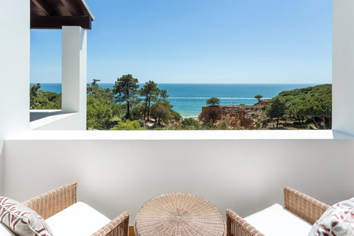 Pine Cliffs Hotel, a Luxury Collection Resort, Algarve