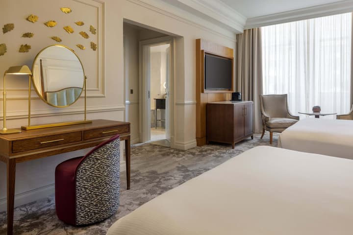 The Caledonian Edinburgh, Curio Collection by Hilton