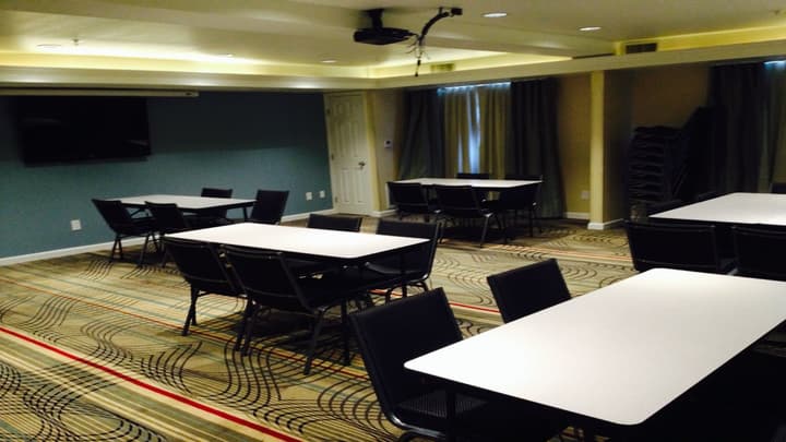 Holiday Inn Express Bakersfield by IHG