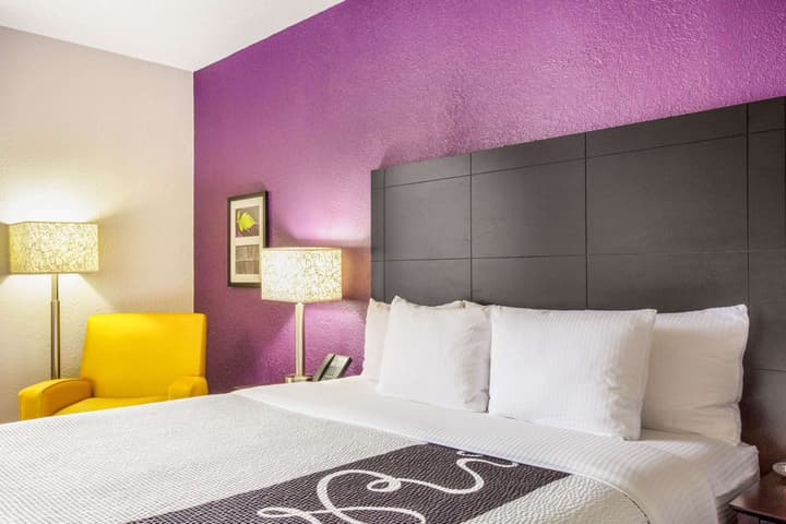 La Quinta Inn & Suites by Wyndham Miami Lakes