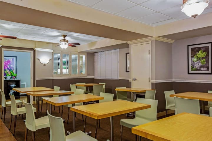 La Quinta Inn & Suites by Wyndham Miami Lakes