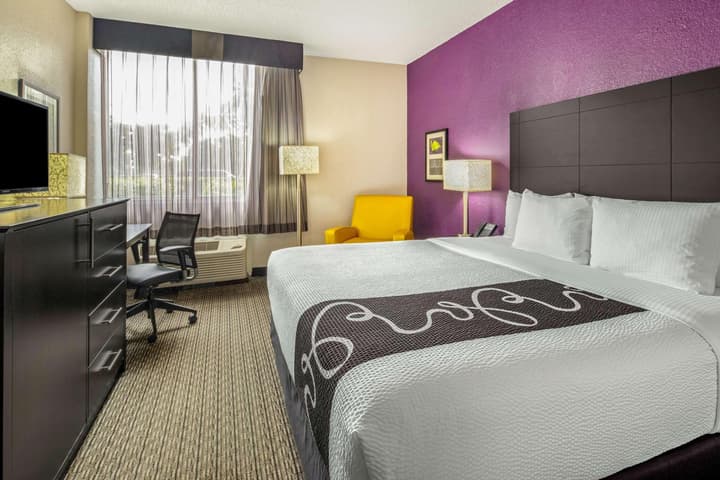 La Quinta Inn & Suites by Wyndham Miami Lakes