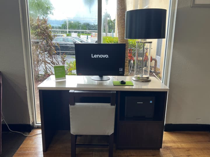 La Quinta Inn & Suites by Wyndham Miami Lakes