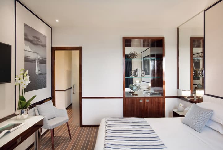 Starhotels President