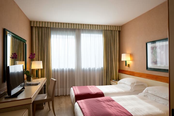 Starhotels President