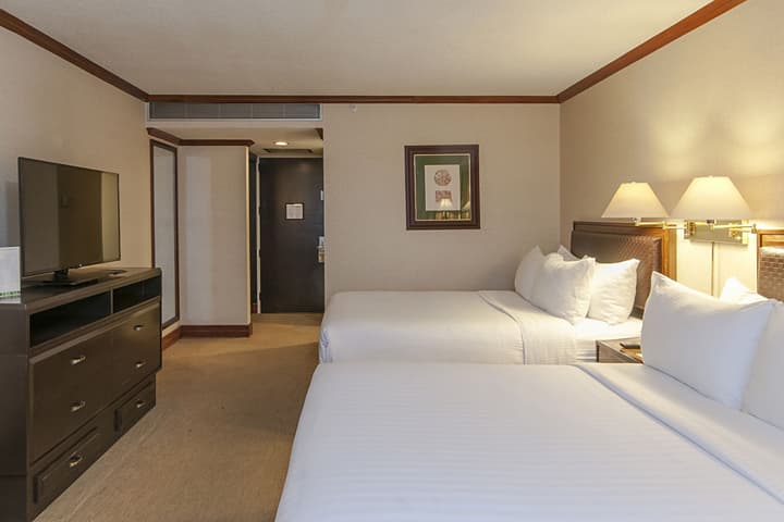 Delta Hotels by Marriott San Jose Aurola