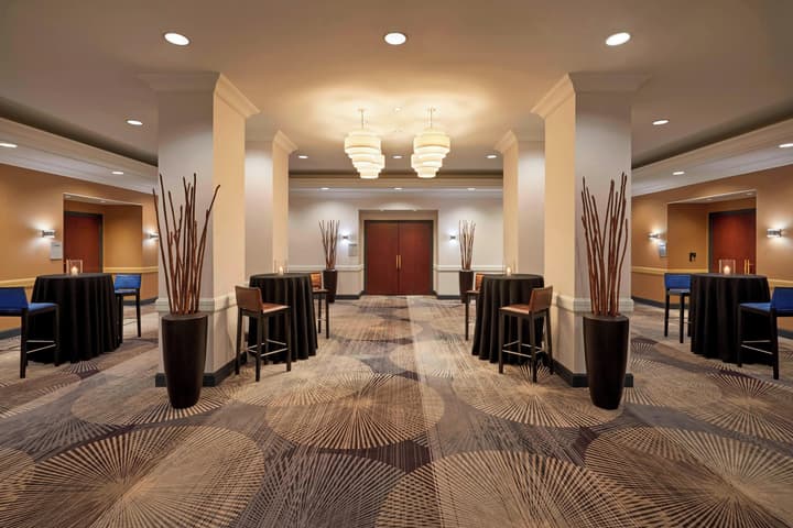 Courtyard by Marriott Downtown Toronto