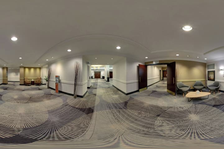 Courtyard by Marriott Downtown Toronto