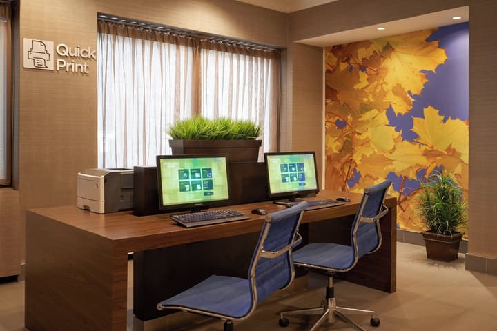 Courtyard by Marriott Downtown Toronto