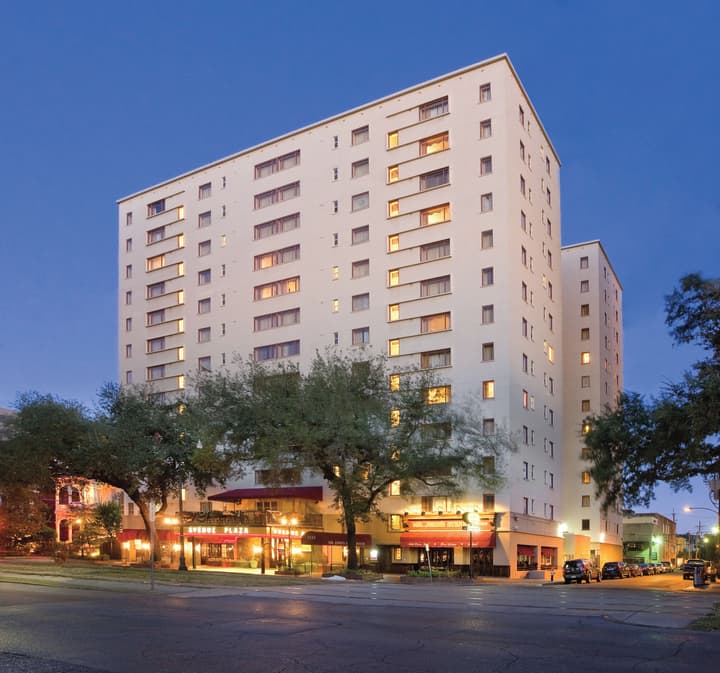 Club Wyndham Avenue Plaza