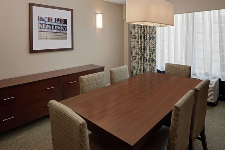 Hampton Inn Louisville Downtown