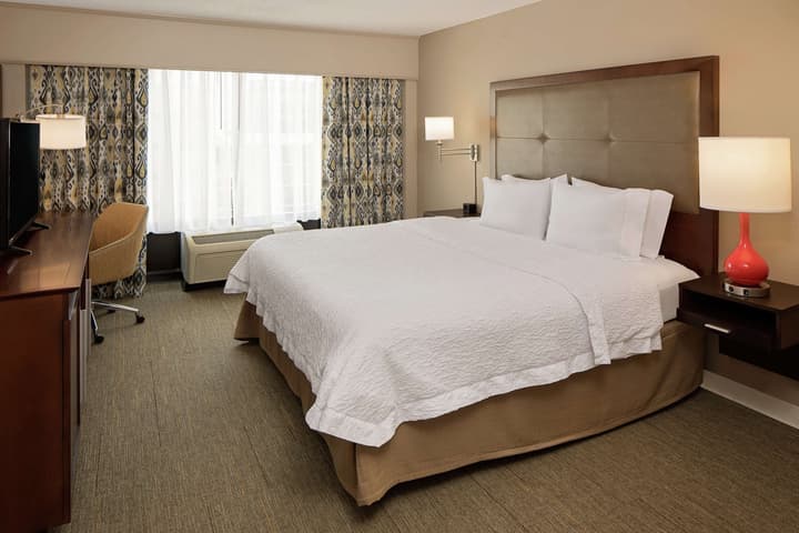 Hampton Inn Louisville Downtown