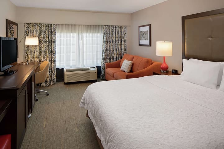 Hampton Inn Louisville Downtown