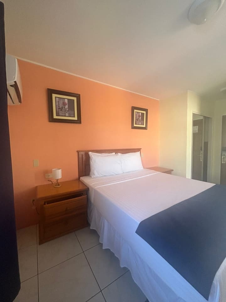 Seaview Beach Hotel