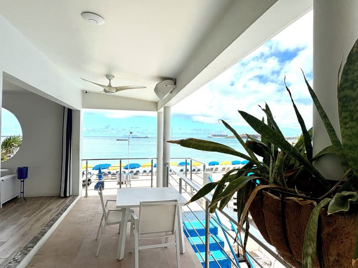 Seaview Beach Hotel