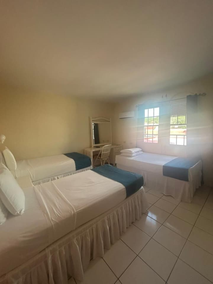 Seaview Beach Hotel
