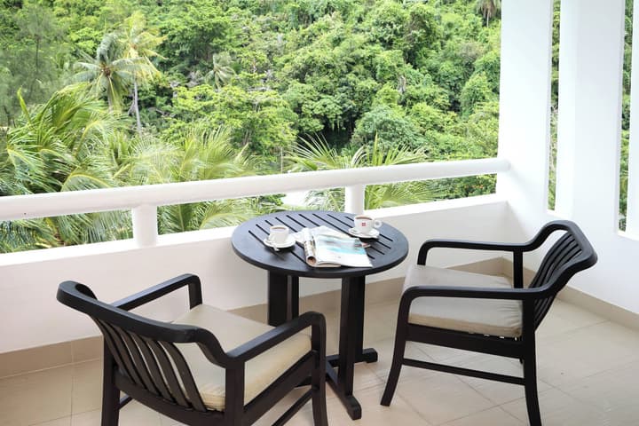Le Meridien Phuket Beach Resort