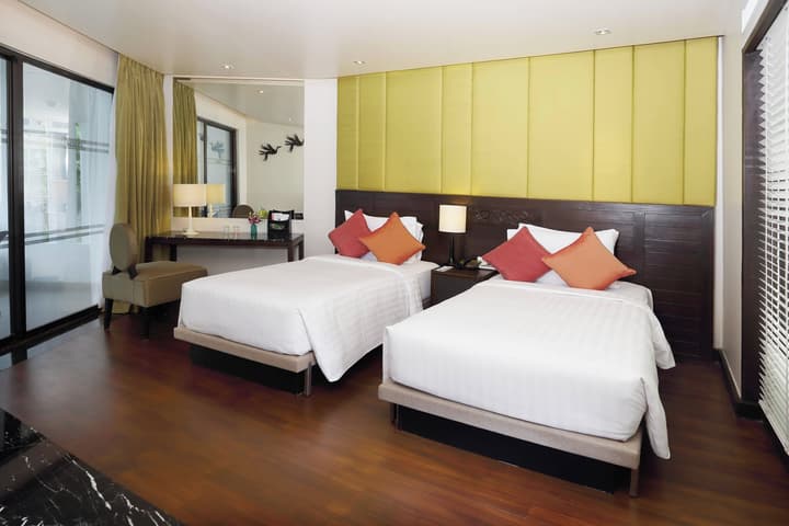 Le Meridien Phuket Beach Resort