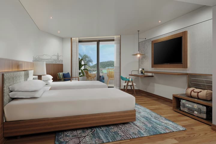 Le Meridien Phuket Beach Resort