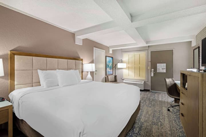 Best Western Savannah Historic District