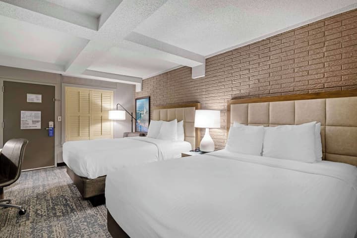 Best Western Savannah Historic District
