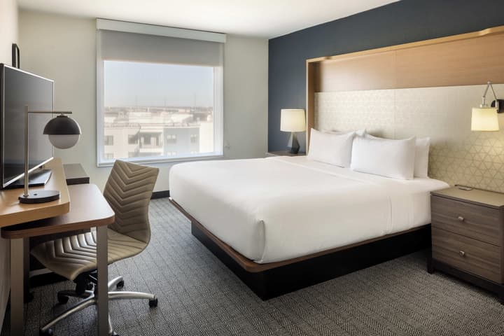 Courtyard by Marriott across Universal Orlando