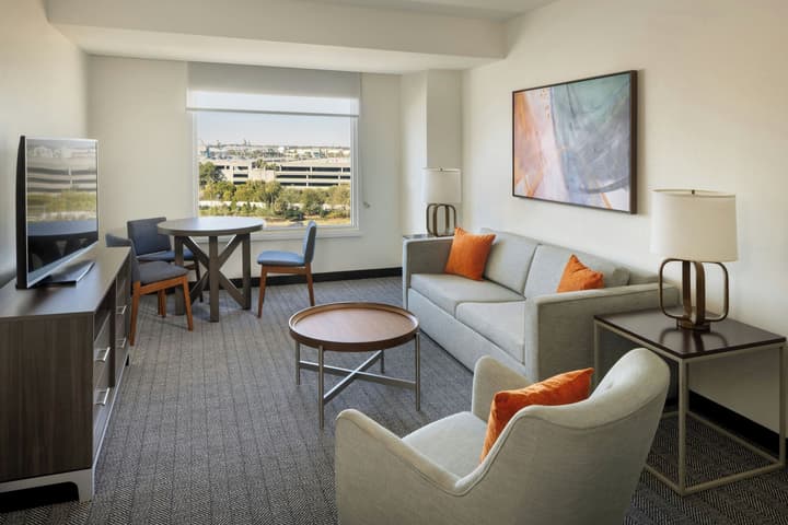 Courtyard by Marriott across Universal Orlando
