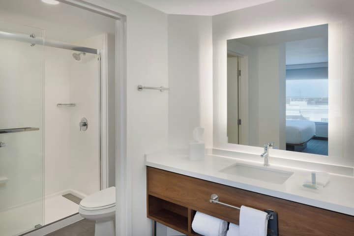 Courtyard by Marriott across Universal Orlando