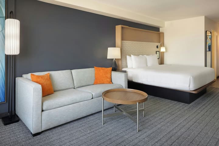 Courtyard by Marriott across Universal Orlando