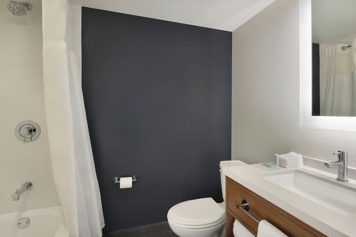 Courtyard by Marriott across Universal Orlando