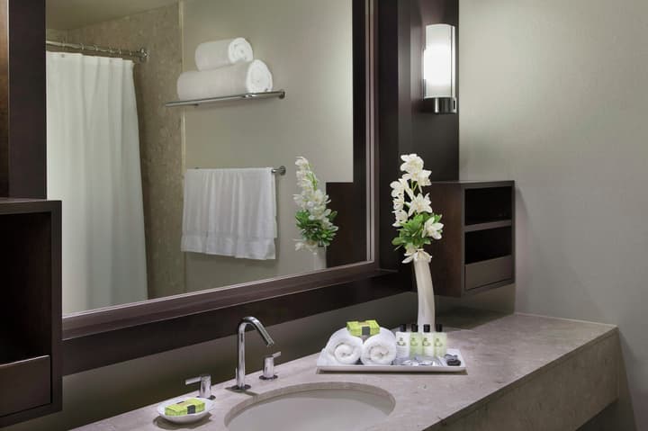 InterContinental Toronto Centre by IHG
