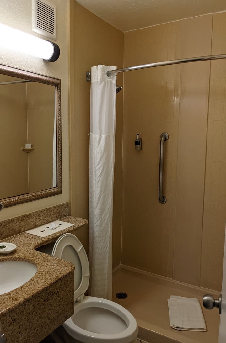 Beachside Hotel & Suites Cocoa Beach - Port Canaveral