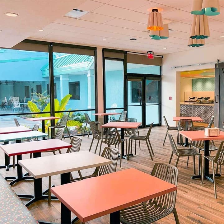 Beachside Hotel & Suites Cocoa Beach - Port Canaveral