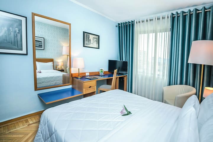 Tirana International Hotel & Conference Centre