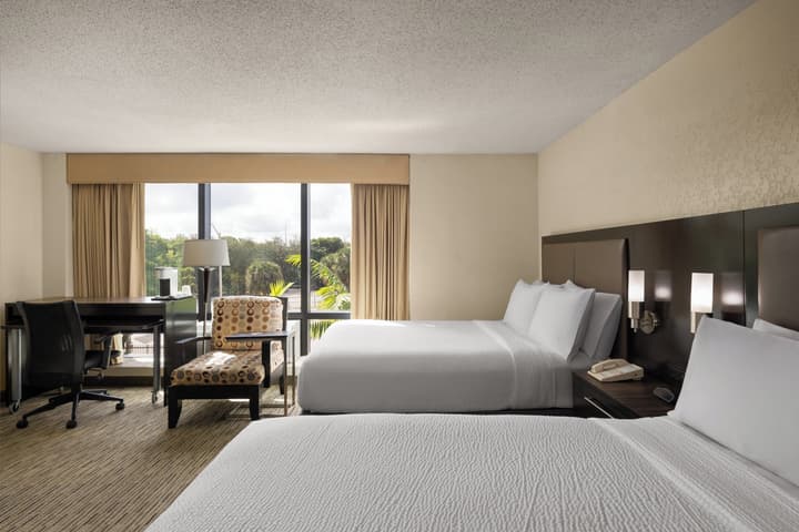 Holiday Inn Miami - International Airport by IHG