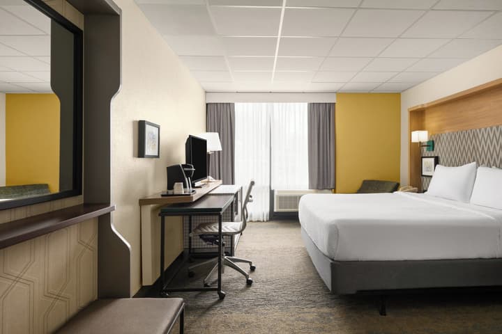 Holiday Inn Miami - International Airport by IHG