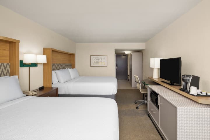 Holiday Inn Miami - International Airport by IHG