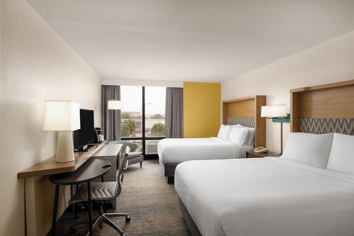 Holiday Inn Miami - International Airport by IHG