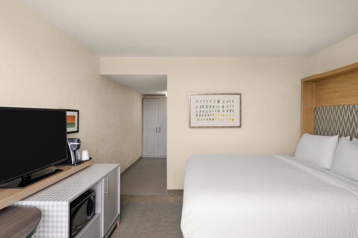 Holiday Inn Miami - International Airport by IHG